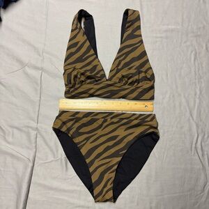 Joe Fresh NWT Brown and Black Zebra-Stripe Reversible Bikini XS
